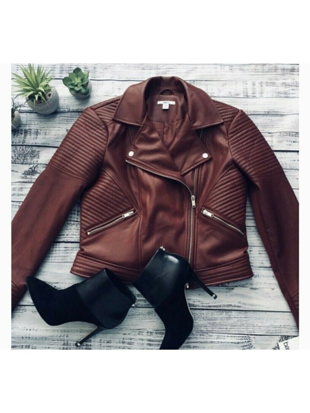 Bar III Vegan Leather Moto Jacket NEW Chic Spring Maroon Size M Faux Leather